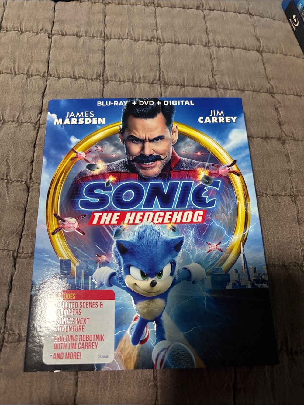 Sonic the Hedgehog Blu-ray + DVD + Digital - Blue Packaging - Paramount